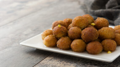 Bolinho de Batata com Presunto e Queijo_3223_Freepik