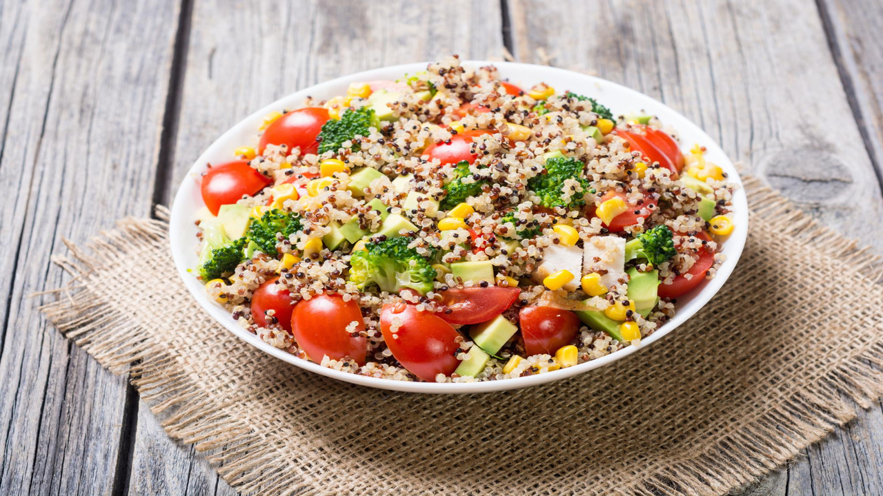 Salada de Quinoa_6740_Freepik