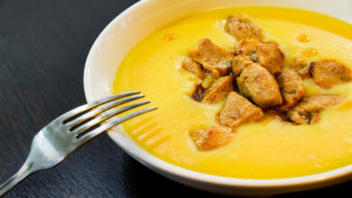 creme de milho com frango frito_Freepik